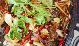 外卖爆料烤鱼视频教程完整版,烤鱼视频教程，在家轻松享受美食时光